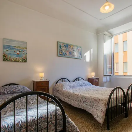 2 Bedroom Gorgeous In סאבונה