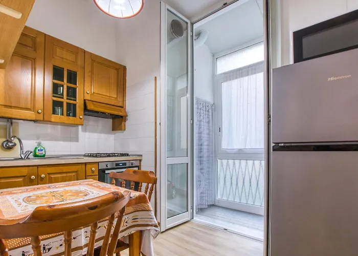 דירה 2 Bedroom Gorgeous In