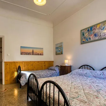 2 Bedroom In Lägenhet *