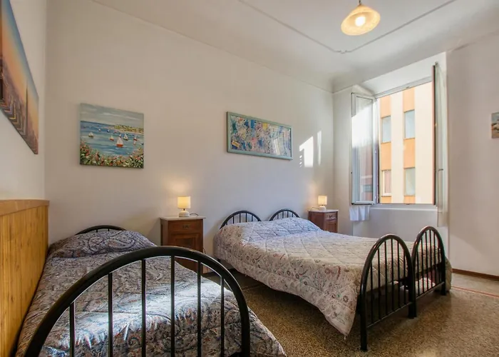 2 Bedroom Gorgeous In Savona